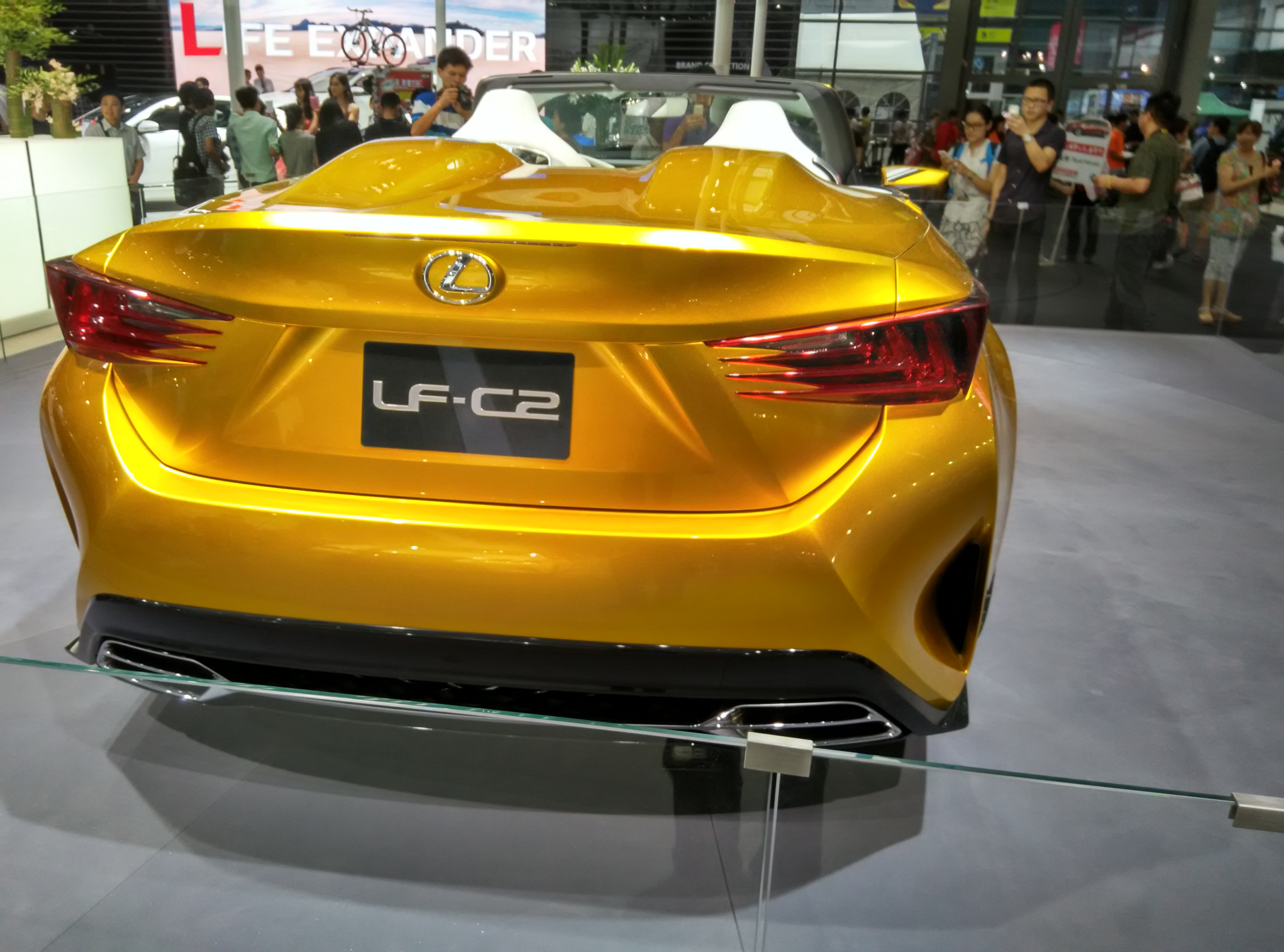 2015深港澳国际车展_雷克萨斯lf-c