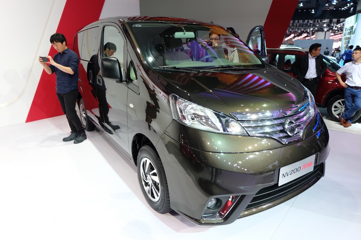 2015广州车展_郑州日产nv200实拍