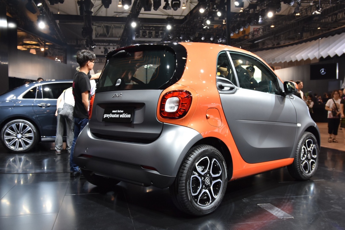 [2016成都車展直播]奔馳smart fortwo 灰行俠