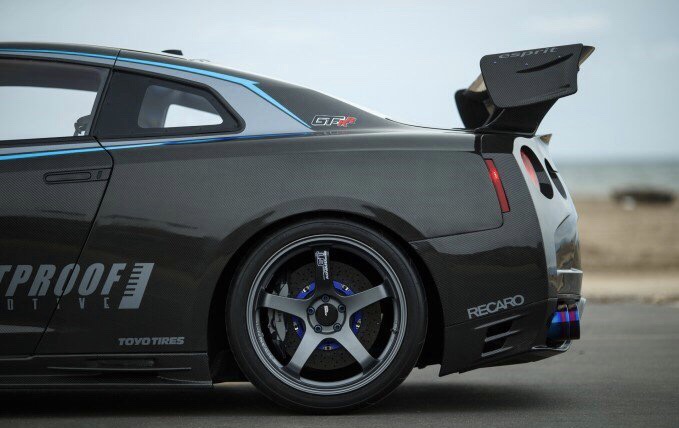 【jc·改装分享第93期】披上轻量化防弹衣的东瀛战神 gtr35改装案例 