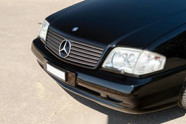 【经典老车】奔驰在1997年~2001年期间生产了40~50台sl 73 amg,稀有