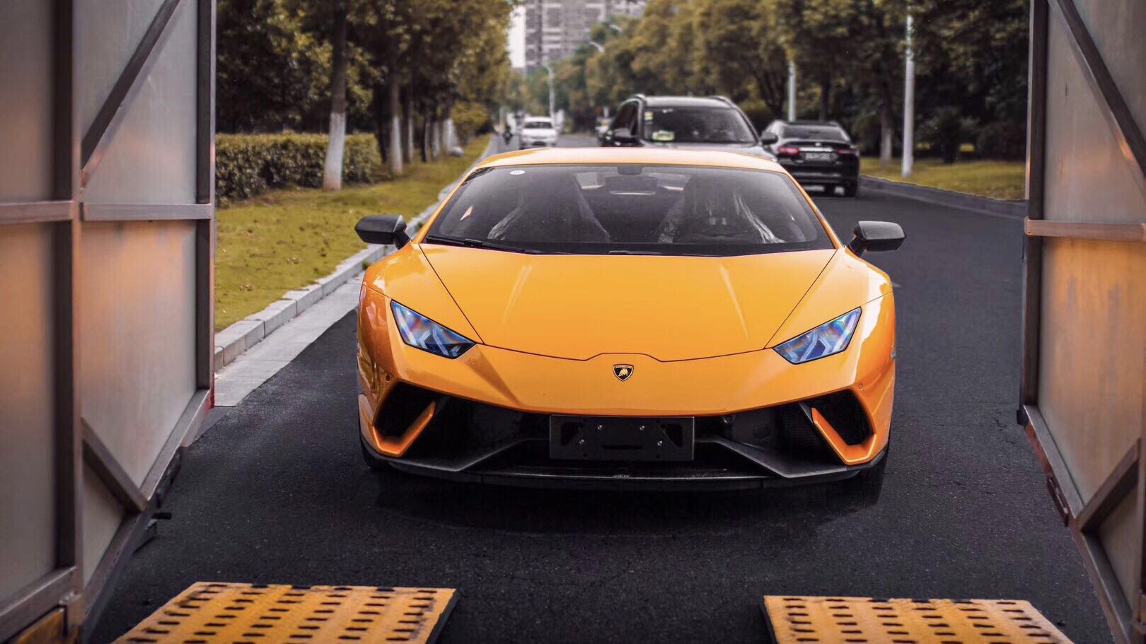 欧洲超跑-林宝坚尼 br /> huracan performante spyder br /> 开箱
