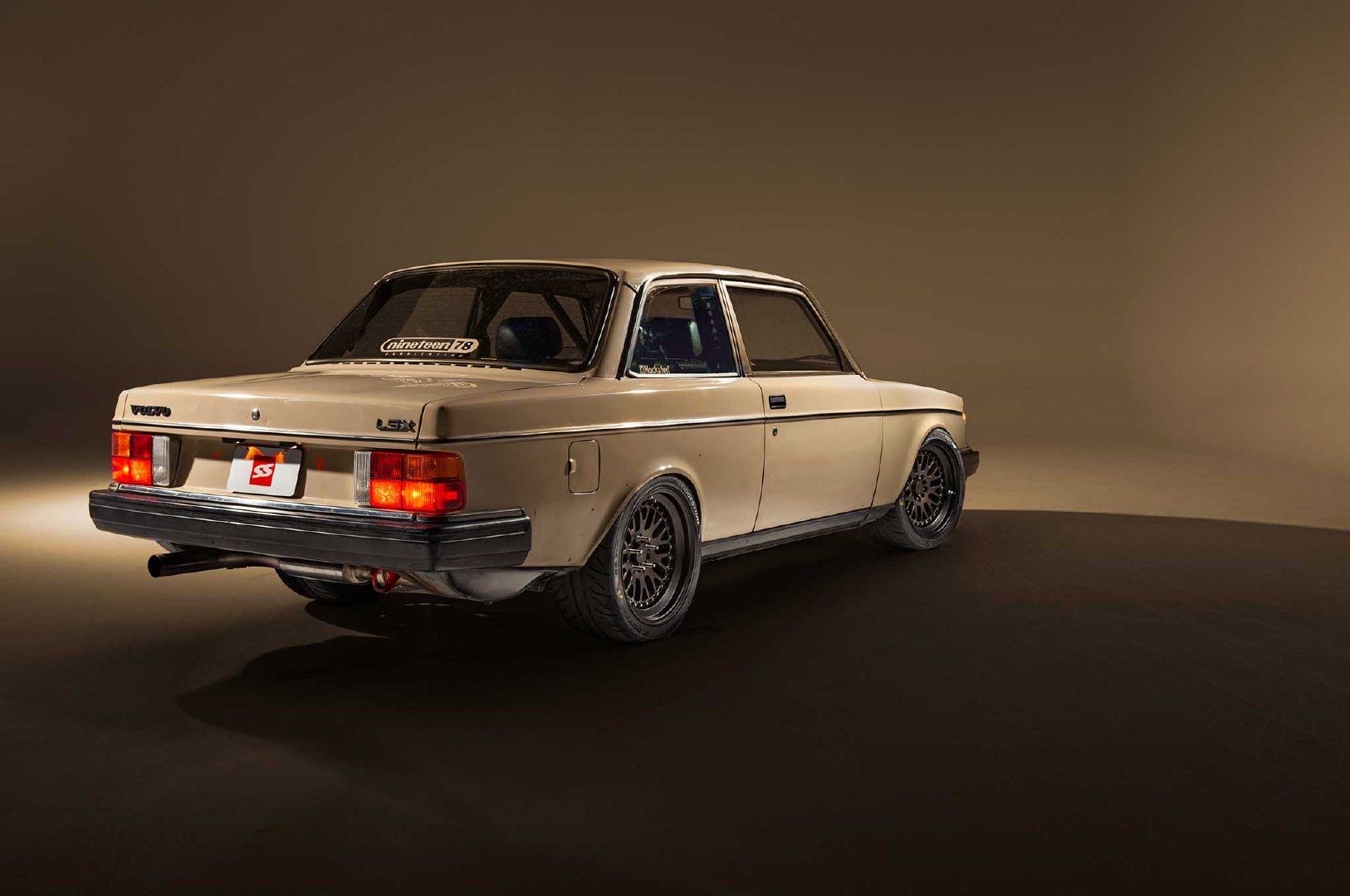 【情怀老车第142期】1983 volvo 242 br />  br /> 随着最近沃尔沃