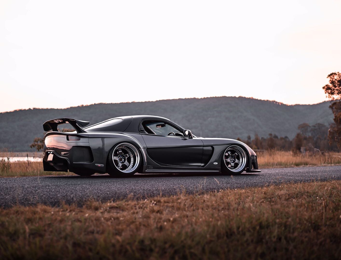 veilside宽体rx7 摄影 真的美啊! - 车友圈子