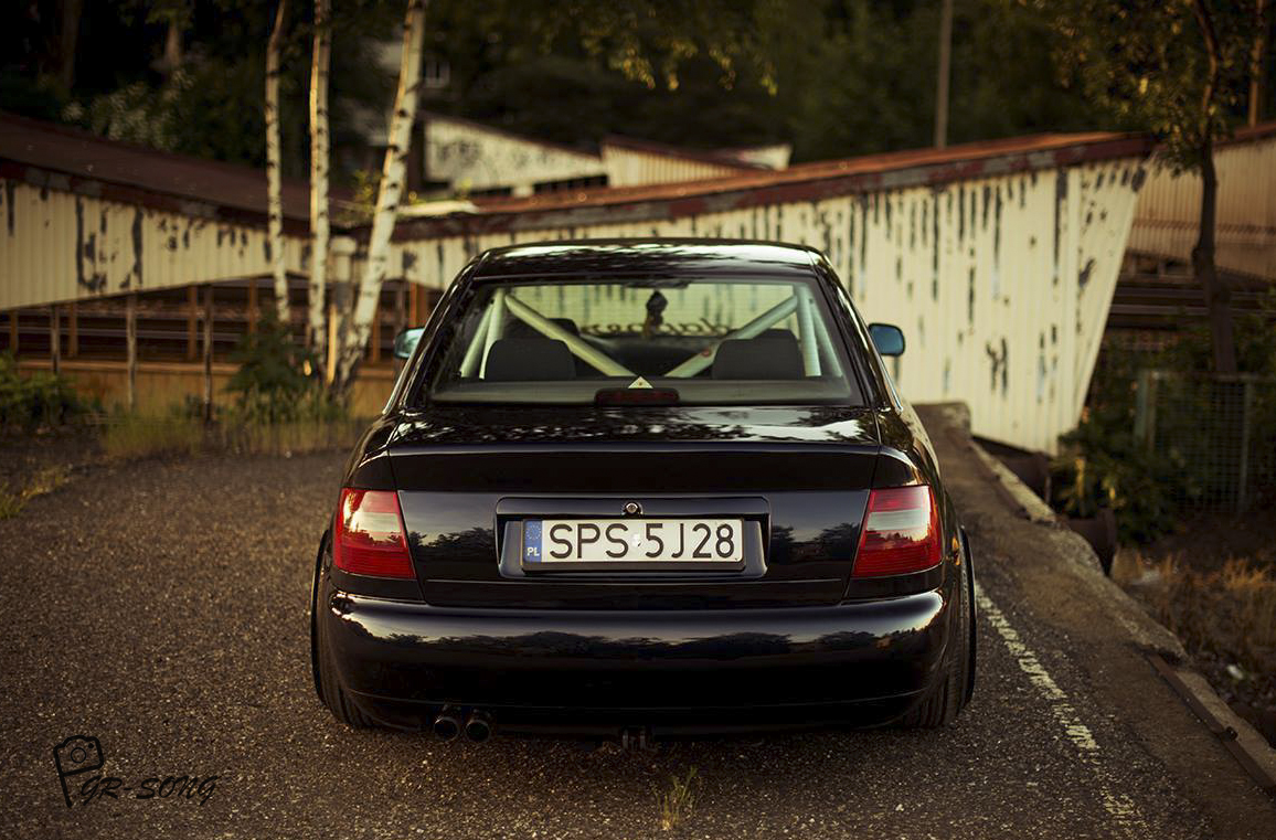 奥迪a4黑武士a4b5