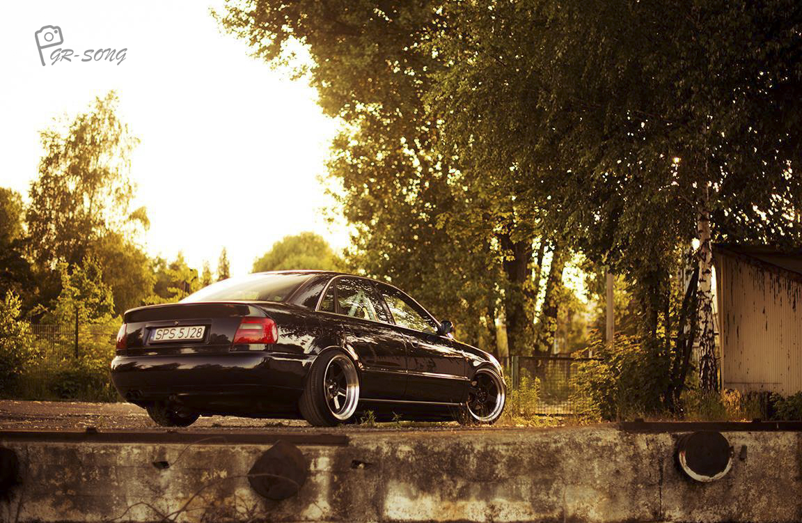 奥迪a4黑武士a4b5