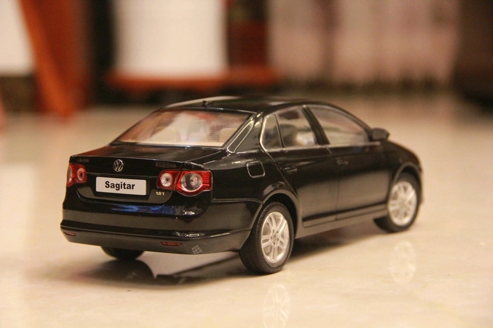 1:18大众速腾 原厂模型 br /> 经典!