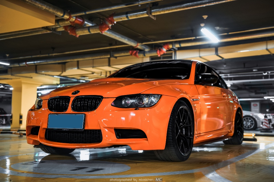 最后的宝马自吸守护者,e92 m3,橘色的车身颜色可以说是经典的m3颜色!