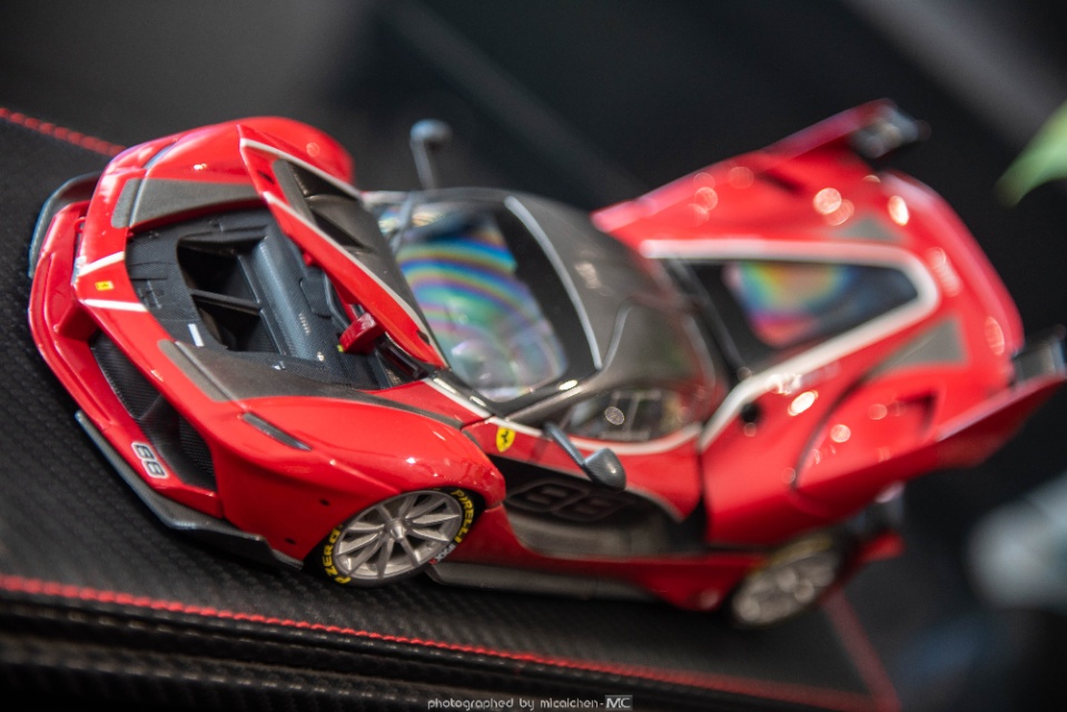 法拉利赛道之王,fxx,1:18比例模型,法迷收藏必选,入坑越来越深!