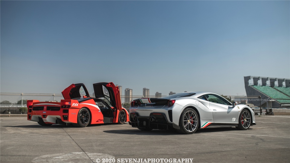 argento nurburgring  br /> ferrari488 pista piloti br /> 银色