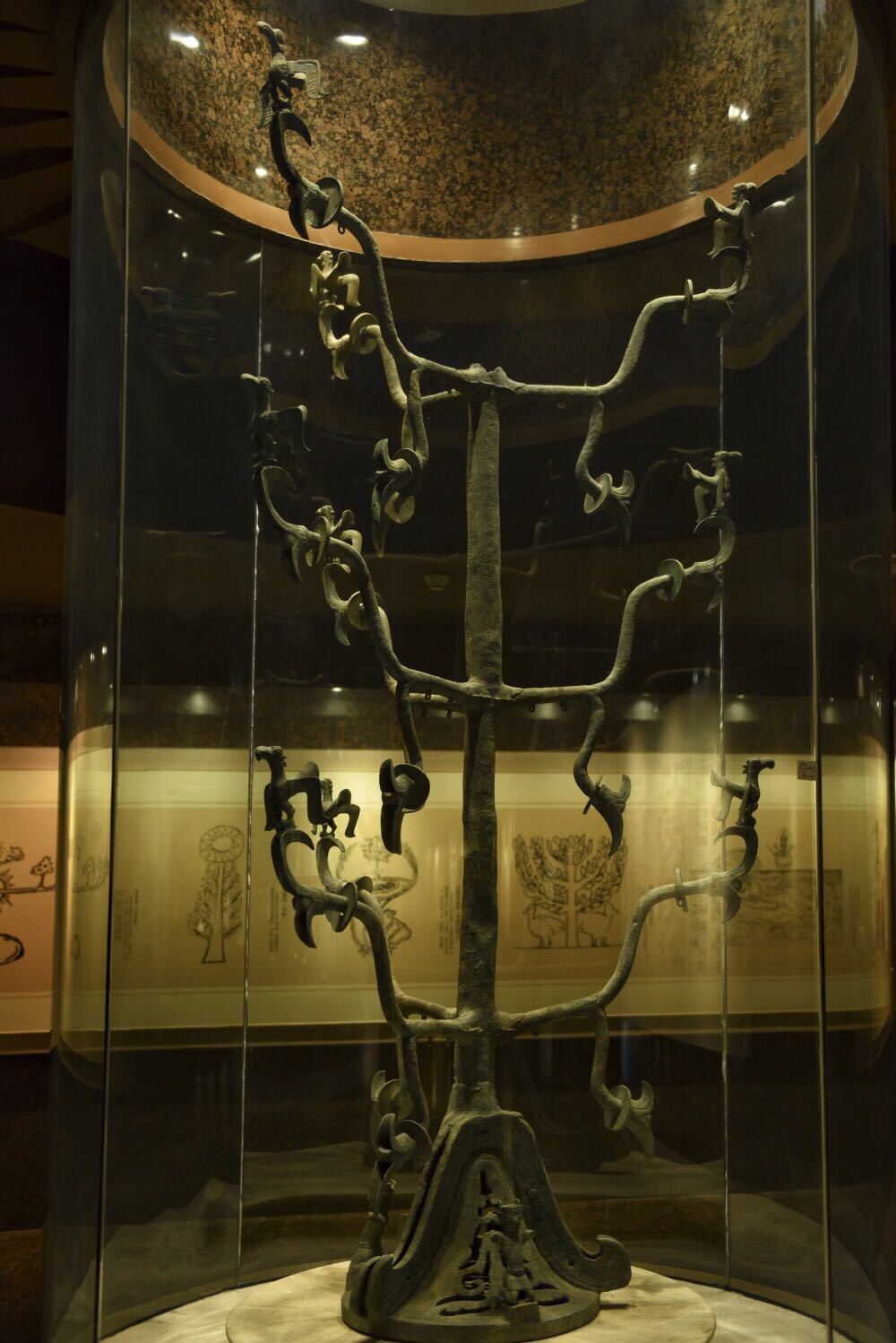 成都旅行| 当年选择学考古和文物保护,是为了满足自己