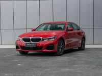 从哪些细节能看出奥迪A4L和宝马3系之间的差距？