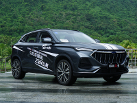 一体式座椅 180匹1.5T发动机 这辆国产新秀SUV预定爆款！