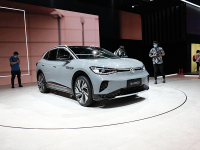 一汽-大众全新纯电动SUVID.4 CROZZ正式亮相广州车展