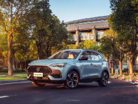 燃炸魔都！“新能源科技颜值派”MG领航PHEV将于12月15日开启预售