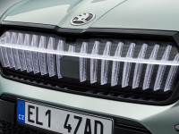 颜值巨高的新车马上国产？格栅会发光