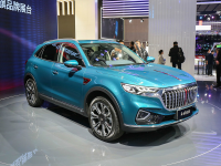 国产豪华标杆，红旗这台车今年卖了九万台