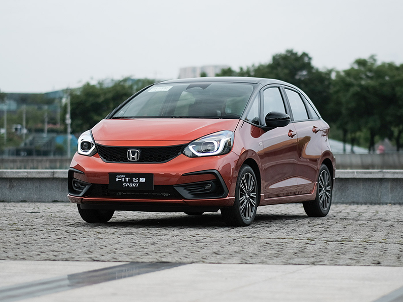 日系车碰撞中竟然超越豪华品牌  碰撞机构谁更能信？