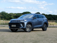 这款国产高端SUV 不仅仅配置丰富 价格实惠