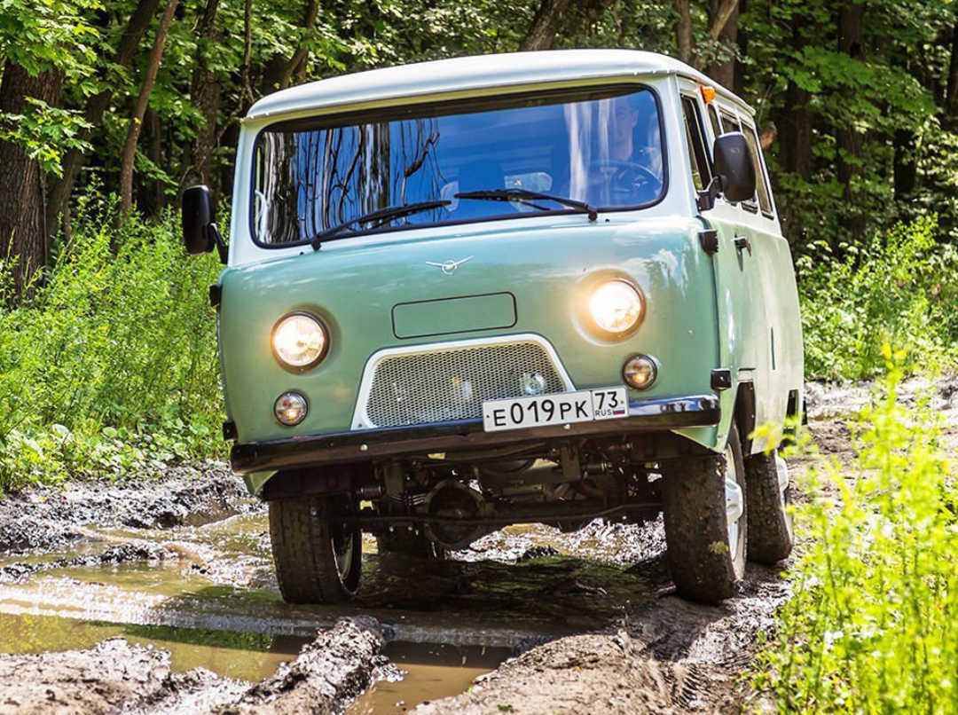 长城越野mpv曝光非承载式车身结构带大梁预计卖20万