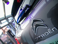 从巴黎到广州 2021年 这个百年汽车品牌不一般