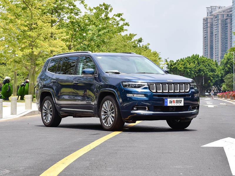 2.0T+8AT又硬又大的7座SUV 这些车早5年上市的话一定会火!