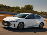 油耗5L/100km 破百7秒 价格还不贵？这款国产新轿车值得等！