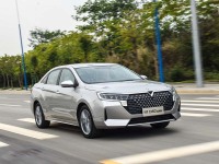 合资品质 国产价格 试驾启辰D60 PLUS