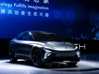 R品牌共创者生态大会：ES33正式亮相