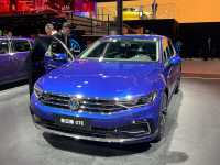 大众这款轿车优惠高达5.5万元？油耗比混动凯美瑞还低