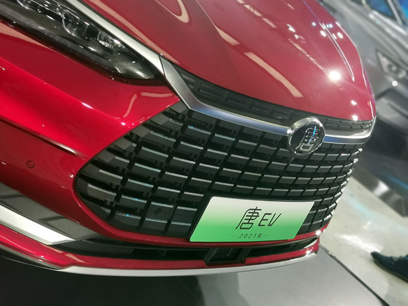 全系换装刀片电池 连发四款新车 9.98万起够豪横!