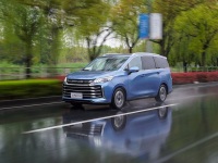 配169马力+12.3寸大屏！试驾上汽大通G50 PLUS