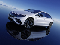 新势力看过来！奔驰来教你怎么做豪华车！