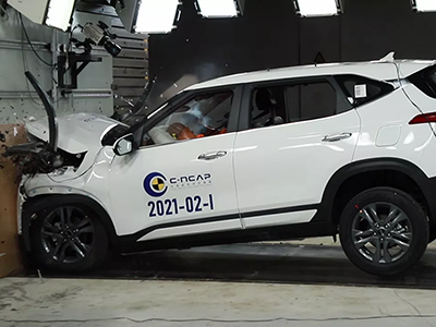 东风悦达起亚“IN核SUV”傲跑在C-NCAP碰撞测试中斩获“五星”佳绩