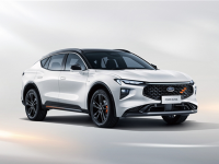 “电”改“油”逆操作 福特这款新车想的是什么！