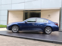 优惠6.5万！这20万级豪车性价比很高 还有比它更值的吗？