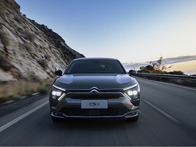 武汉首秀｜东风雪铁龙凡尔赛C5 X，强势登陆华中国际车展