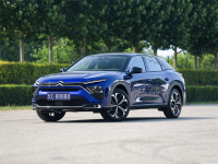 标配1.5T 百公里油耗不到6L 这款十万级的新SUV上市必火