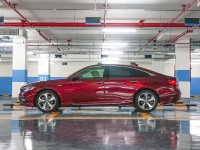 买特斯拉大多是为了面子 选择这4款车才是真的懂车 油耗低空间大性价比还高