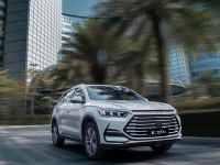 10万落地SUV谁最强？ 国产/合资打起来了！