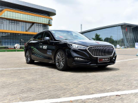 无需加油 这台车长4米9的国货 仅凭一罐氢气可跑520km!