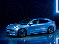 现在下单明年提车！有钱也开不上！30万的国产豪车竟被疯抢？