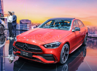 全新国产奔驰C级年内上市 花小钱买S级造型 还带立标/3D裸眼屏