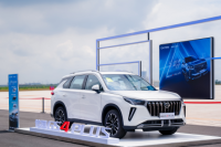 陆空对决-传祺GS4 PLUS  极速挑战暨区域上市!