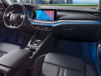 	刚上市就优惠7千？这合资轿车12.49万起 比轩逸大还更帅！凭啥不选？