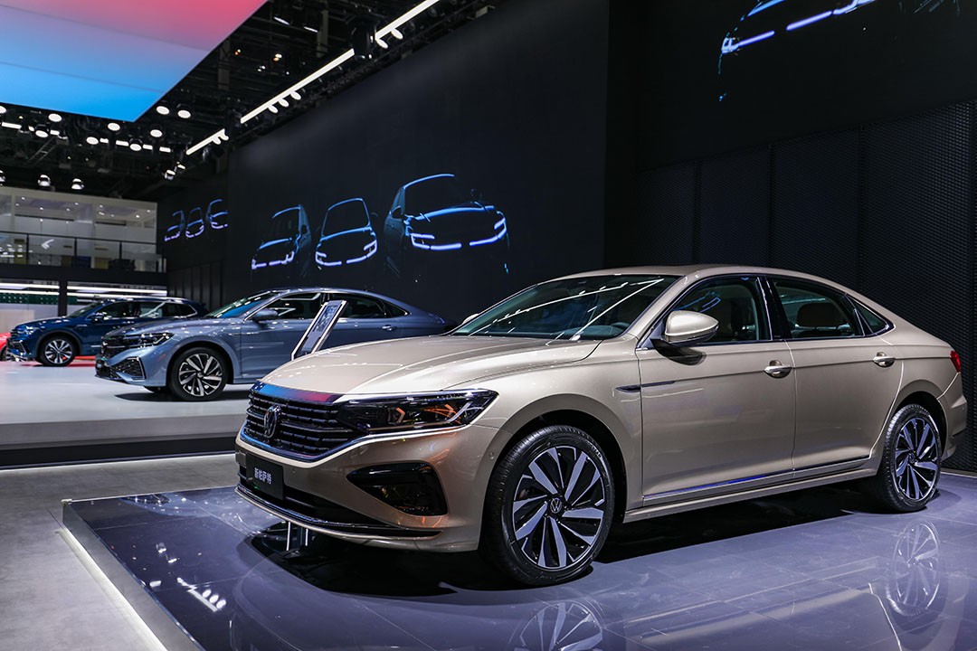 星空前脸更显年轻 2022款帕萨特正式上市!_太平洋号