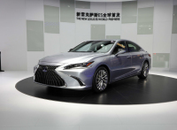 外观内饰配置多项升级 新款雷克萨斯ES开启预售！