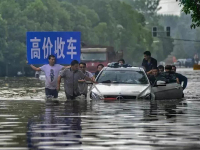 泡水的宝马SUV只要2万！泡水车为啥不能买 最终又如何处理？