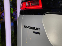 只需9.99万起！三胎家庭出行的新选择 菱智PLUS旅行版正式上市!