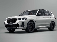 39.28万起！配黑化外观+双12.3英寸屏 新款宝马X3上市！